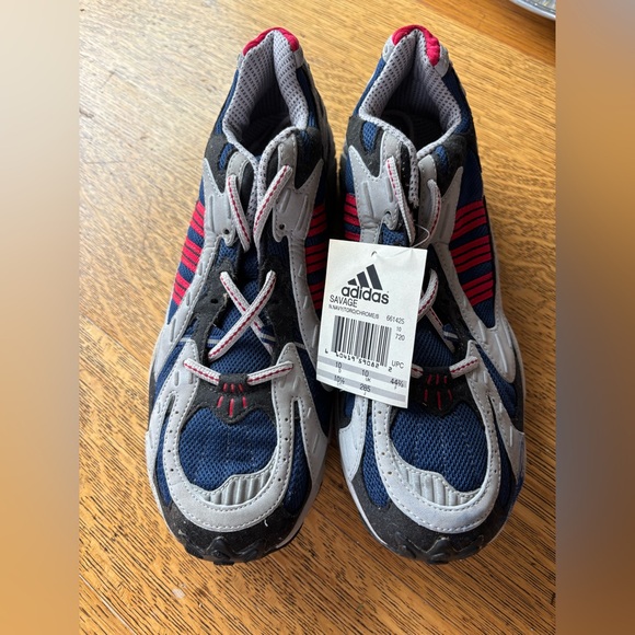 Men’s size 10.5 adidas Savage shoes. Original tag still on. Never worn - Picture 2 of 6